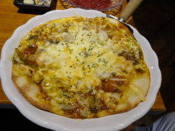 4種のチーズのピザ